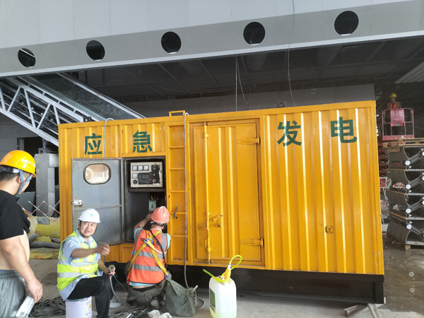 海港怎样判断空气滤清器是否需要更换？