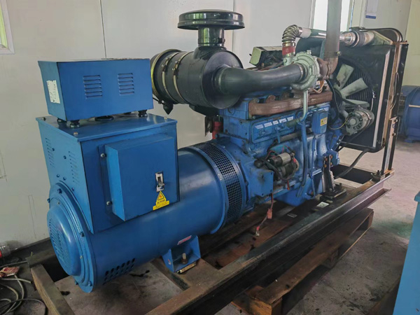 海港100kW柴油发电机组使用多级机油有哪些优缺点？